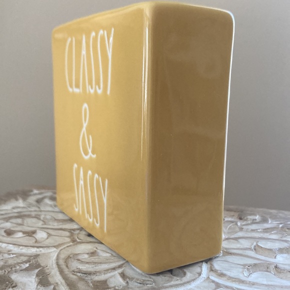 🥰 NWT - CLASSY & SASSY- office desk reminder gift paper weight ceramic sign 🥰 - Picture 3 of 6